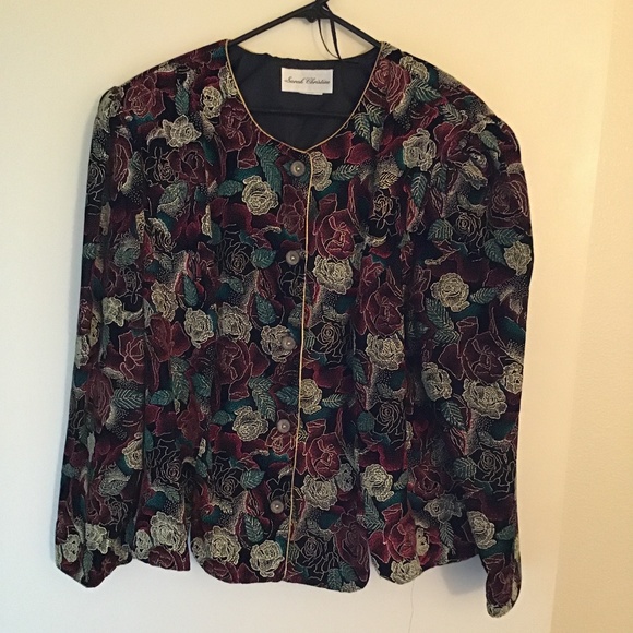 Woman’s top Plus size - Picture 1 of 6